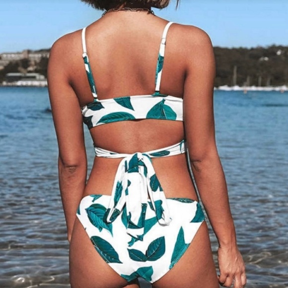 Cupshe Leaves Wrap Two Piece Swimsuit Green Size S - Picture 3 of 14